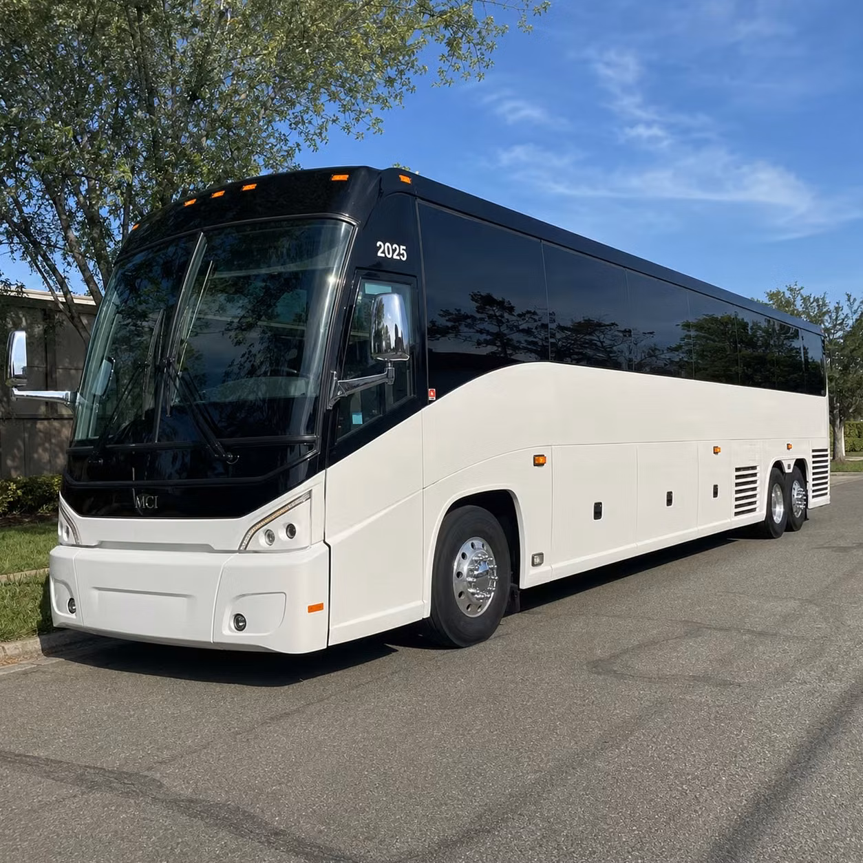 fill out one form to book multi day alaska bus rentals from anchorage