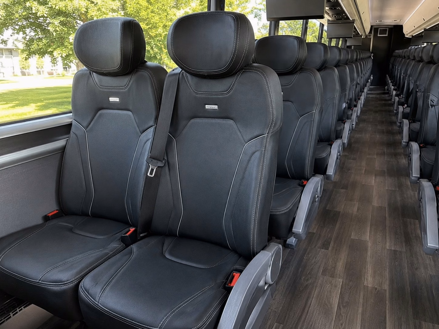 shuttle buses for anchorage wedding venue transfers between hotels and ceremony sites