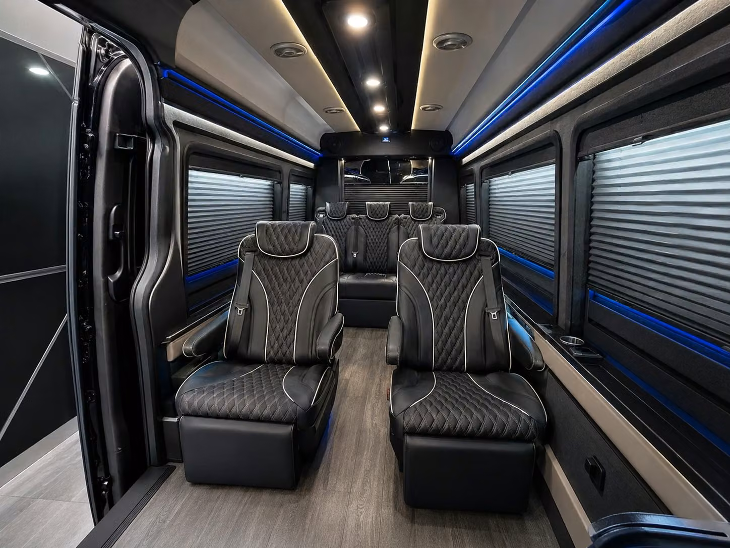 tourism and adventure group airport transfers across southcentral alaska